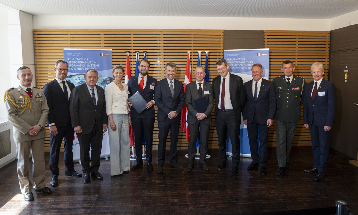 Officiellt delegationsfoto om Danmark, Europa och industriell motst&aring;ndskraft